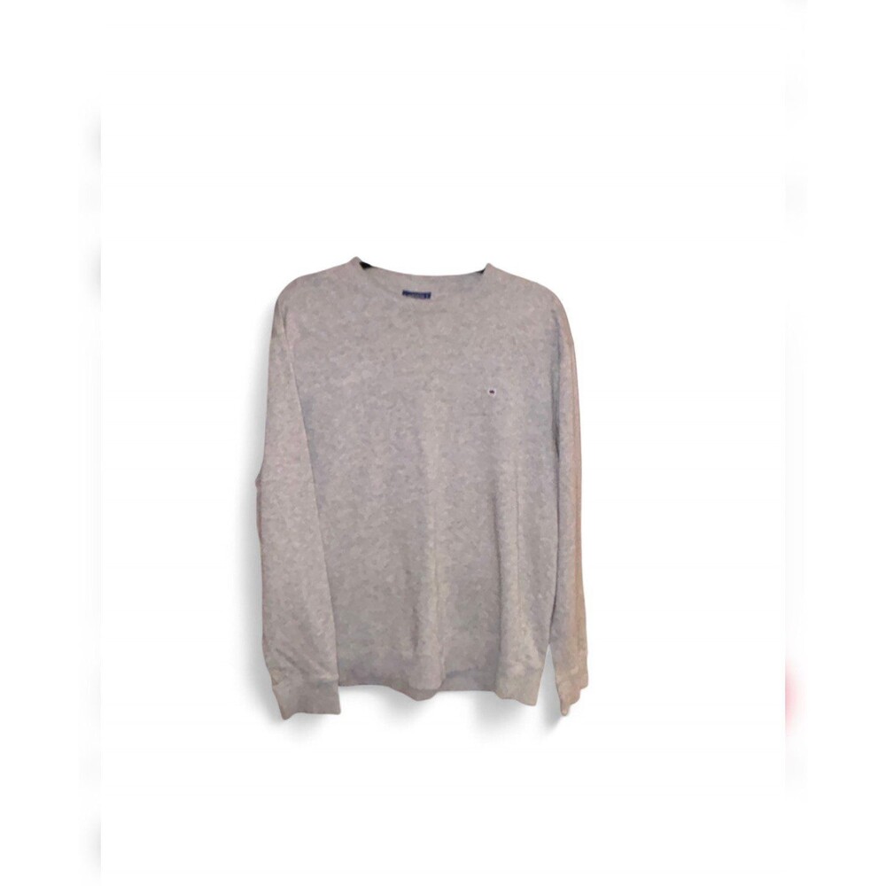 Crown & Ivy men’s gray crewneck sweatshirt